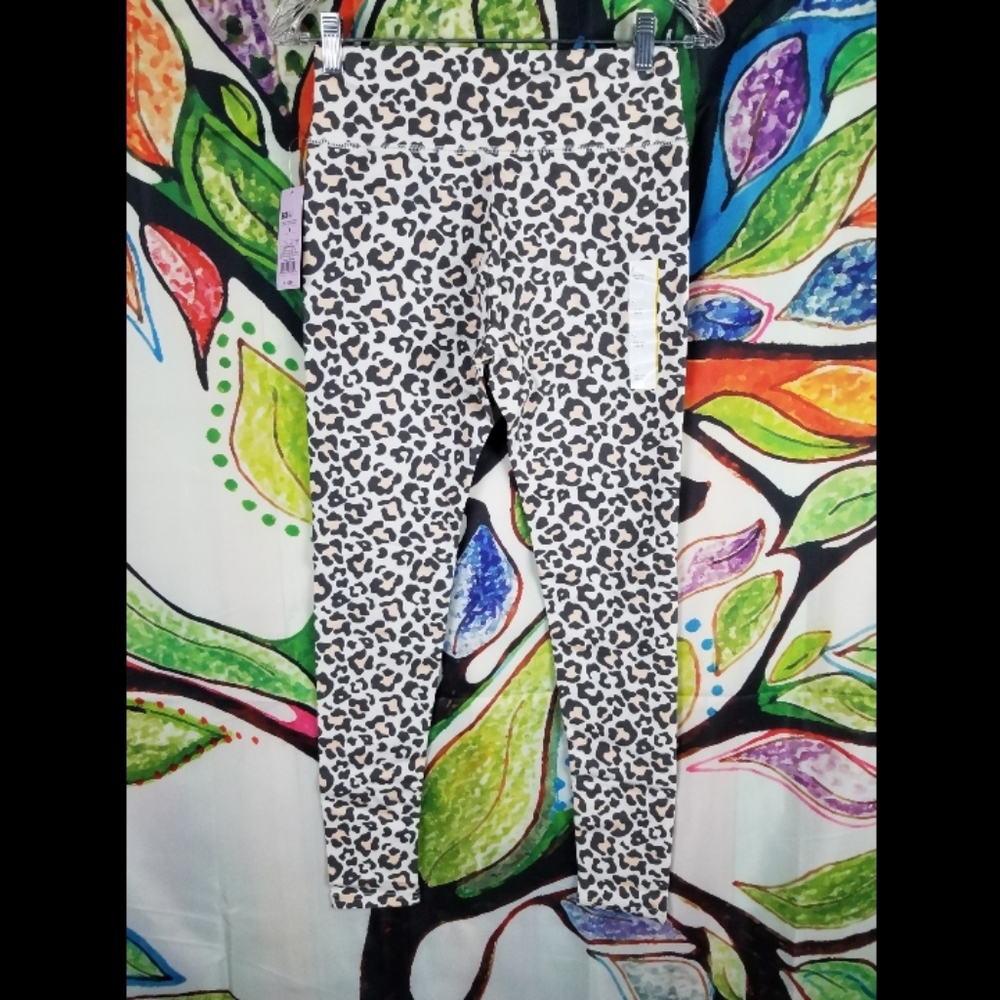 2 Pairs of Wild Fable High Rise Leggings - Small